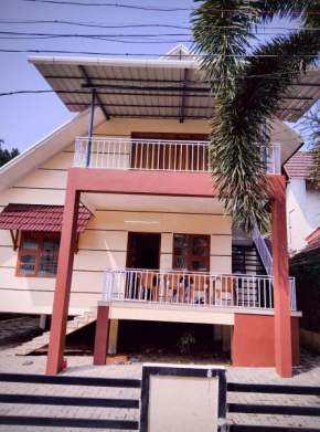 Heaven's villa Athirapilly